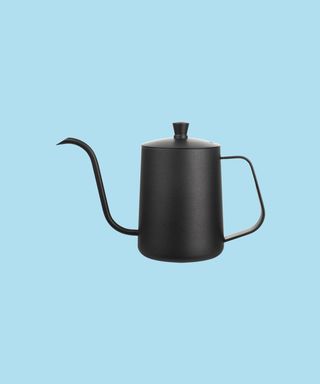 Black stainless steel pour over kettle.